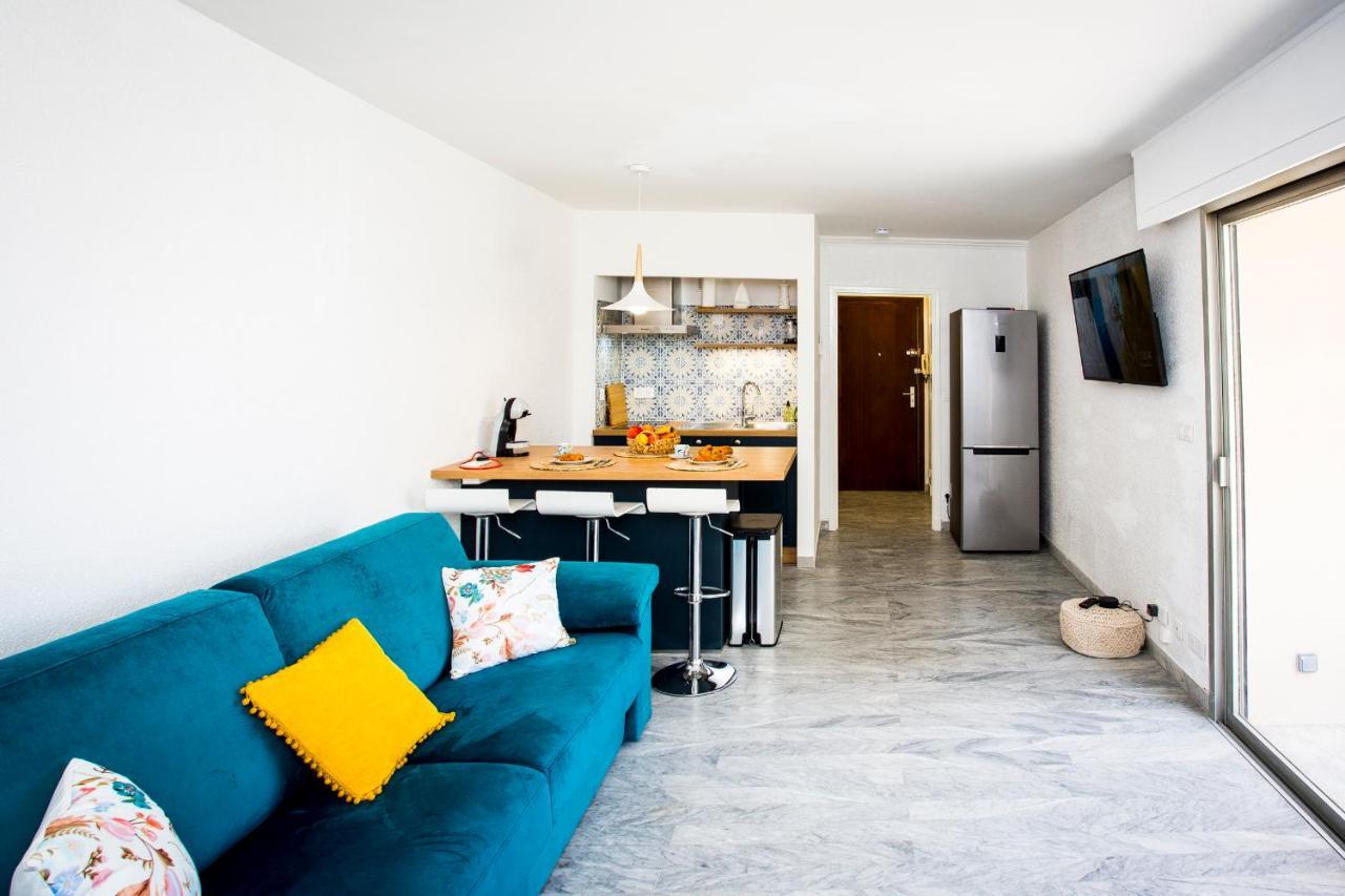 Romantic Sea View Studio, Steps Away From The Beach 앙티브 외부 사진