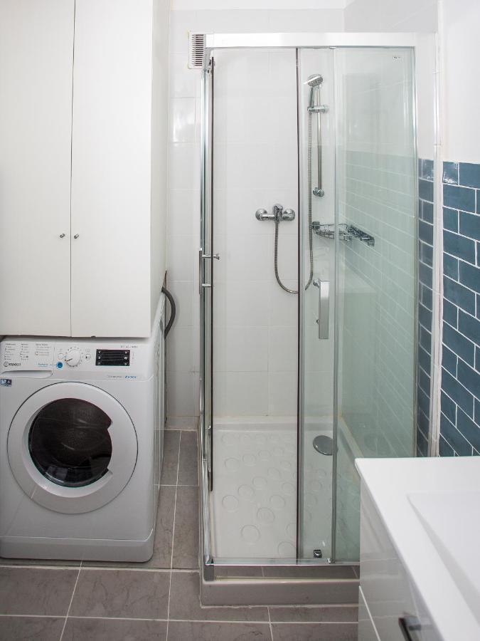 Romantic Sea View Studio, Steps Away From The Beach 앙티브 외부 사진
